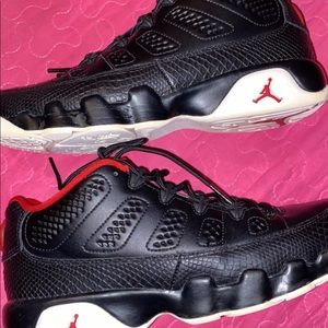 Retro 9 low’s